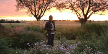 Paisajismo en el Litoral: Valentina Arruabarrena crea espacios en armonía con lo nativo