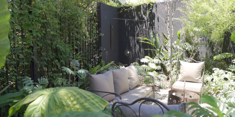 Pase y vea:  Un jardín para el disfrute by Itasflowers