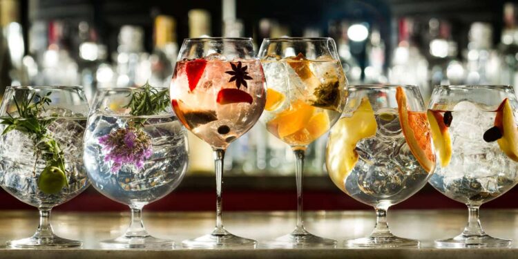 Tendencia: Cómo hacer tus propios botánicos y preparar los mejores Gin Tonic