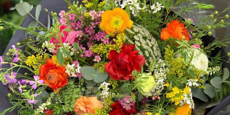 Primavera 2022: 7 florerías en Buenos Aires para comprar o regalar las flores más lindas de la temporada