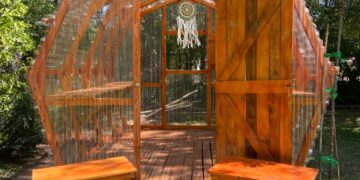 Emprendimiento a medida: invernaderos que se adaptan a múltiples espacios (video)