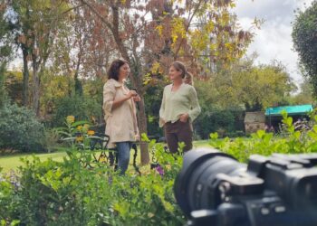 María José Silveyra: Otoño en el jardín de una jardinera con alma de artista