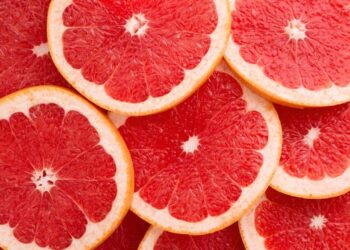 Trucos de jardinería: cómo hacer un antihongos natural con semillas de pomelo