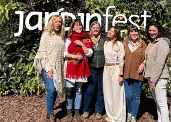 6 tips infalibles para cuidar las plantas y el jardín (by jardineras en acción)