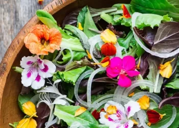 Flores comestibles: todo lo que tenés que sobre ellas y opciones para incorporarlas en tus platos