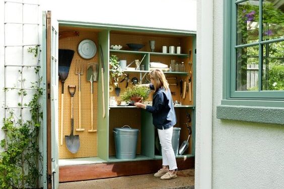 Las mejores ideas para crear lugares de guardado en tu patio o jardín