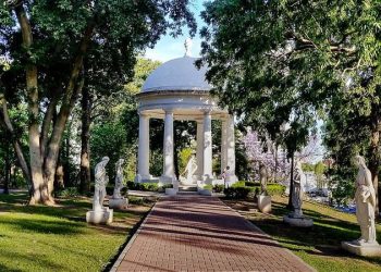 Agenda de verano: el ciclo para disfrutar de terrazas, jardines y parques porteños que no te podés perder