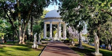 Agenda de verano: el ciclo para disfrutar de terrazas, jardines y parques porteños que no te podés perder