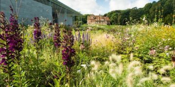 El mejor hotel del mundo tiene un jardín de Piet Oudolf y la cocina del chef argentino Federico Heinzmann