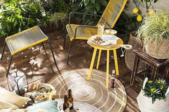 Cómo preparar tu balcón para una juntada con amigos este verano