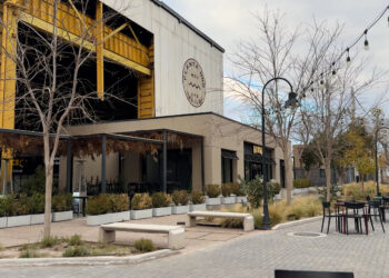En Mendoza: De fábrica a espacio de encuentro, el paisajismo detrás de Planta Uno